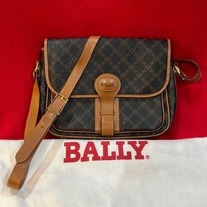 💎✨Bally Monogram Leather Crossbody Bag✨💎